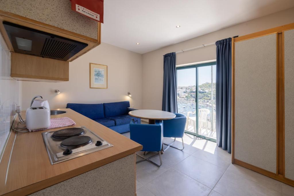Xemxija Bay Hotel rooms